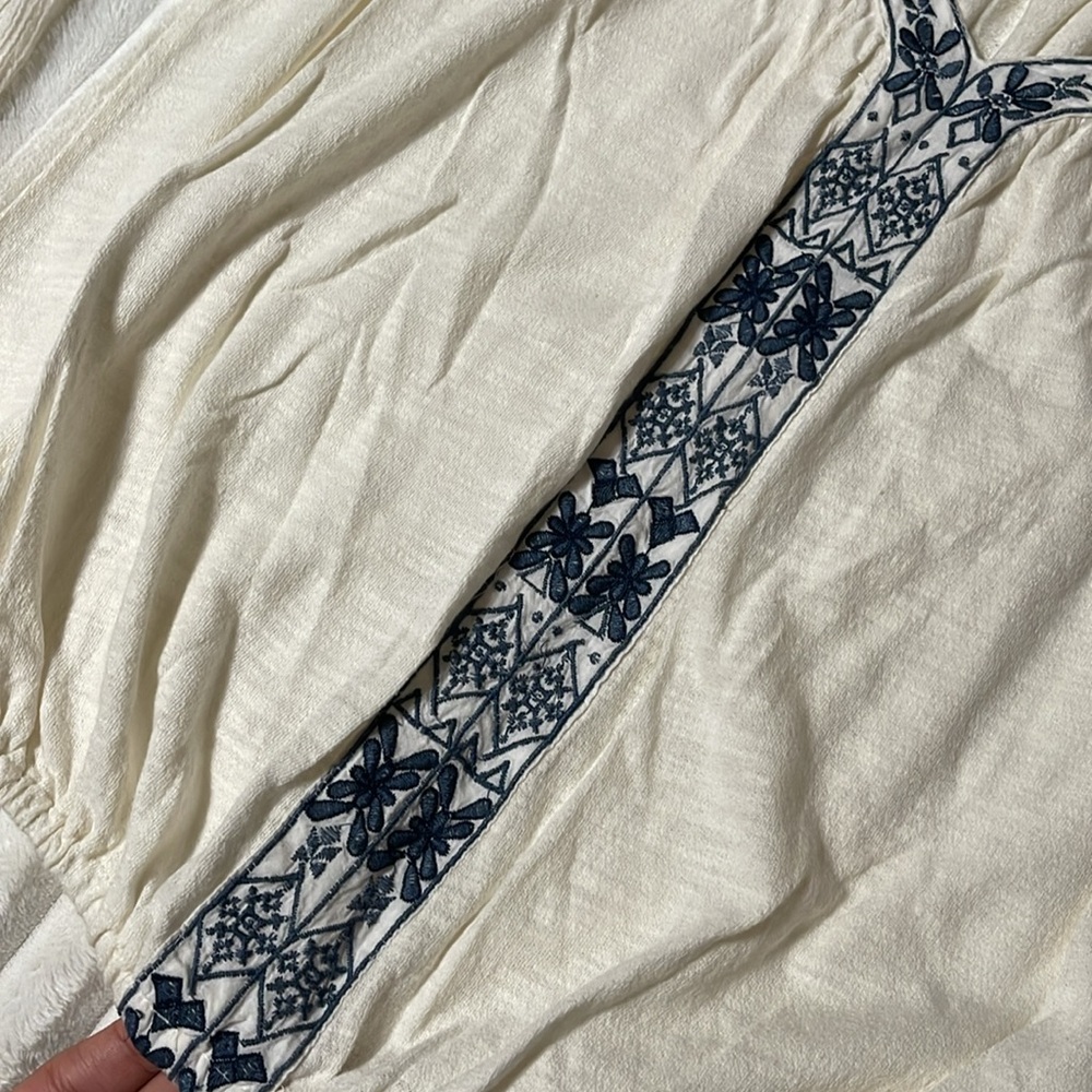 Akemi + Min Anthropologie Top | Size Small - Picture 5 of 6
